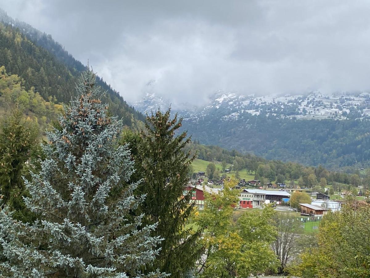 Hotel Lodge Inn Fiesch Exterior foto